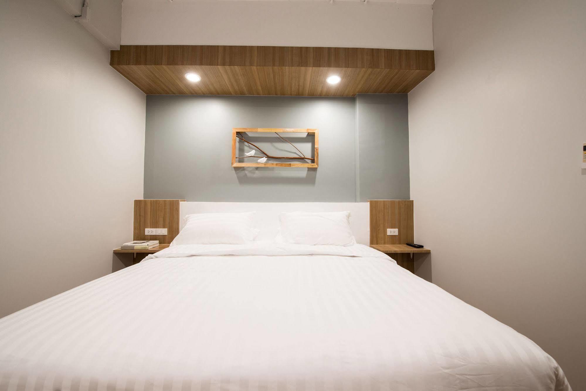 Khách sạn Shade House - Bitec Bangna 3*